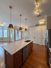 2810 Selwyn Ave in Charlotte, NC - Building Photo - Building Photo