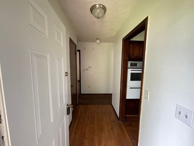204 W Michael Dr in Midwest City, OK - Building Photo - Building Photo