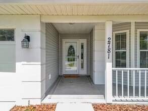 2781 Bay Lagoon Way in Tavares, FL - Building Photo - Building Photo