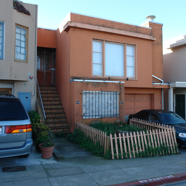 437-439 John Daly Blvd in Daly City, CA - Building Photo - Building Photo