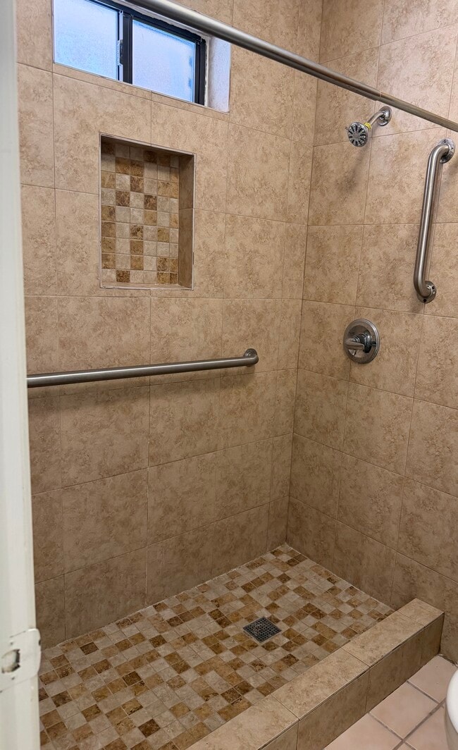 3501 McDonell Ave, Unit J Cruz Properties, Unit J Cruz Properties