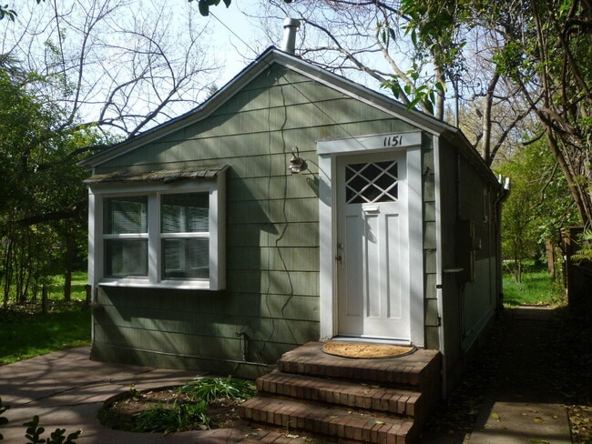 1151 Arcadian Ave in Chico, CA - Building Photo - Building Photo