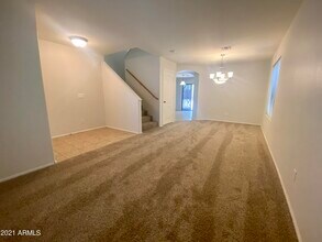 2411 W Via Dona Rd in Phoenix, AZ - Building Photo - Building Photo