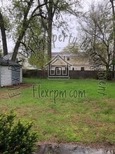 5752 Hollybrook Ln N in Sylvania, OH - Building Photo - Building Photo