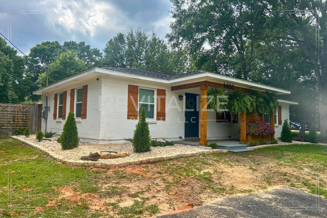 1480 Repoll Rd in Mobile, AL - Building Photo