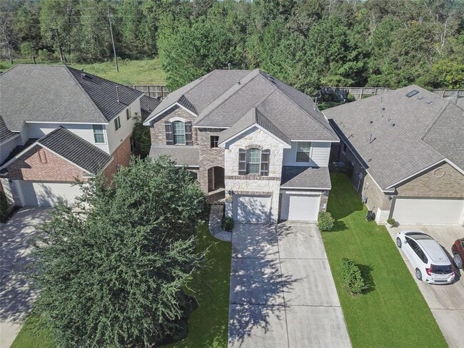 property at 174 Black Swan Pl