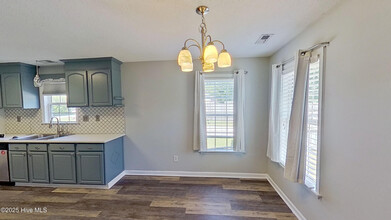 109 Marshall Farm Rd in Jacksonville, NC - Building Photo - Building Photo