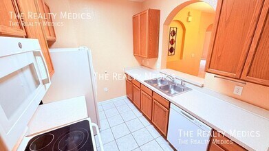 6265 Contessa Dr in Orlando, FL - Building Photo - Building Photo