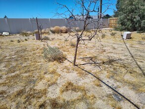 10255 High Rd in Lucerne Valley, CA - Building Photo - Building Photo