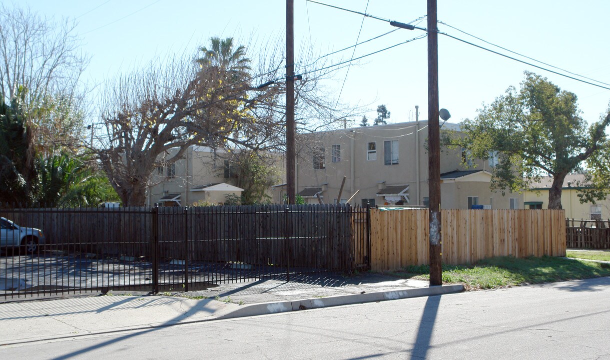 1529 N Stoddard Ave in San Bernardino, CA - Building Photo