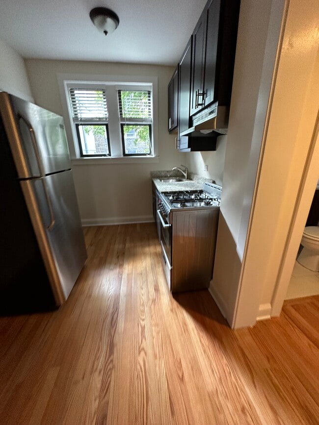 4036 N Ashland Ave, Unit STD