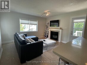 19-19 Dawson Dr in Collingwood, ON - Building Photo - Building Photo