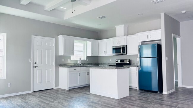 5104 N Dahlia St photo'