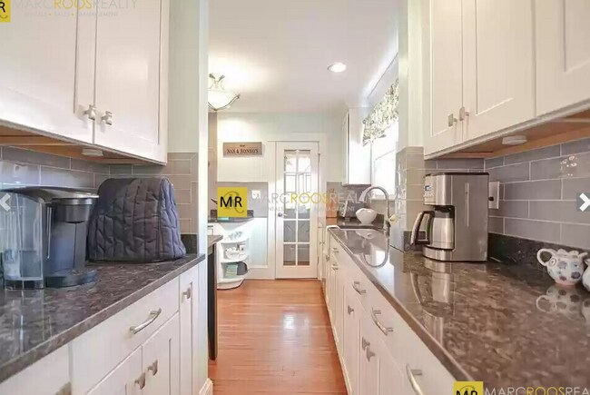 33 Harriet St, Unit 2 in Boston, MA - Building Photo - Building Photo