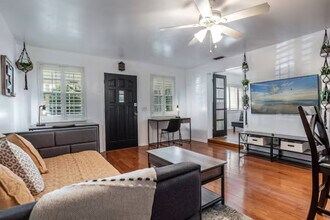 3120 Peel Ave in Orlando, FL - Foto de edificio - Building Photo