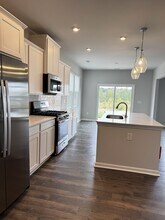 142 Gervais Cir in Greenville, SC - Building Photo - Building Photo