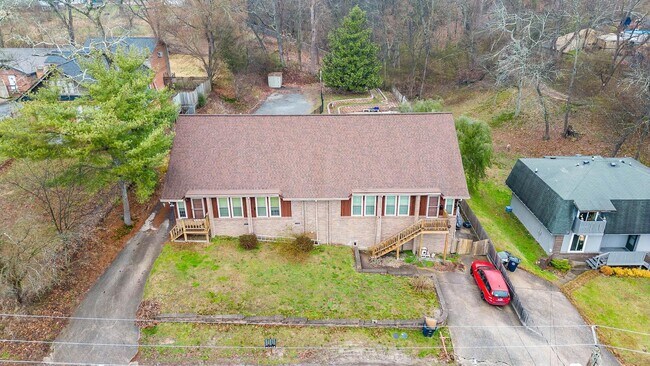 817 Poindexter Ave in Chattanooga, TN - Building Photo - Building Photo