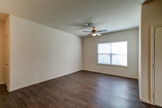 Mesa West in San Antonio, TX - Foto de edificio - Building Photo