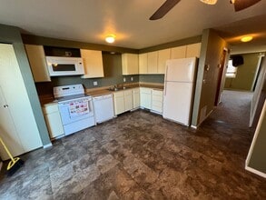 605 38th St N in Great Falls, MT - Building Photo - Building Photo