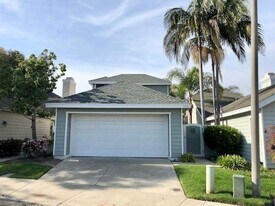 804 Spindrift Ln in Carlsbad, CA - Building Photo