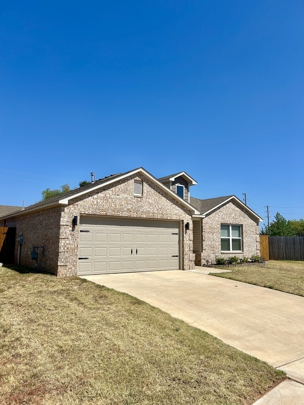 9425 SW 37th St in Oklahoma City, OK - Building Photo - Building Photo