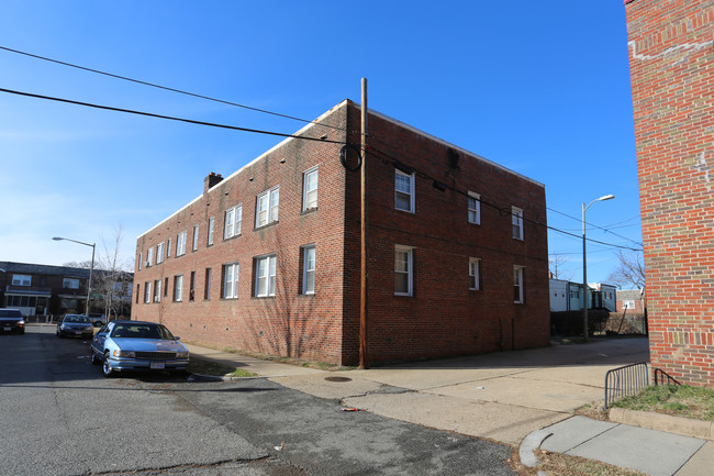 1516 Oates St NE in Washington, DC - Building Photo - Building Photo