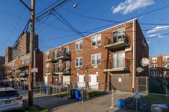 2315 W 13th St in Brooklyn, NY - Building Photo - Building Photo