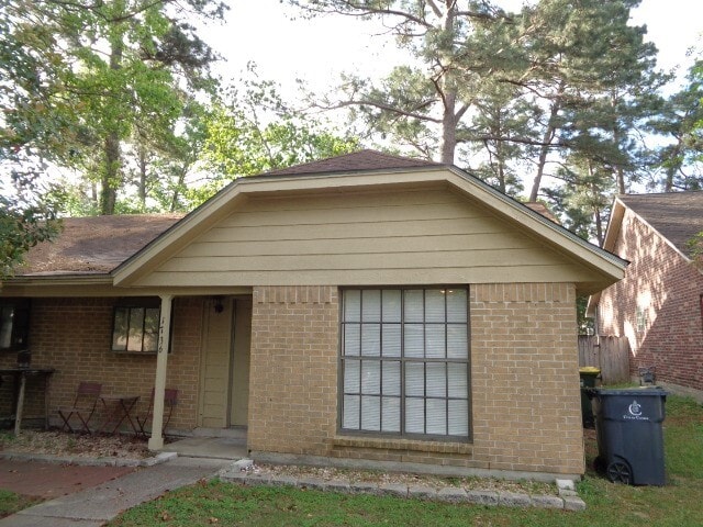property at 1736 Hazelwood St