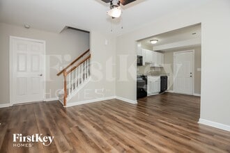 3021 Seymour Dr in Charlotte, NC - Building Photo - Building Photo