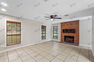 606 Oak Ridge Dr in Red Oak, TX - Building Photo - Building Photo