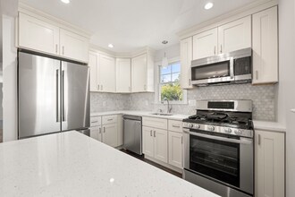 59 Burnet Ave in Maplewood, NJ - Building Photo - Building Photo