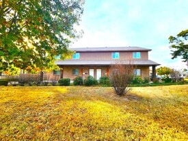 1120 E Campbell St in Edmond, OK - Building Photo