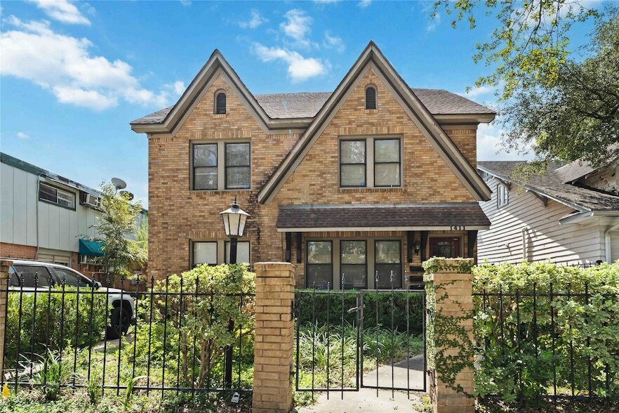 1411 Kipling St, Unit 2 in Houston, TX - Foto de edificio