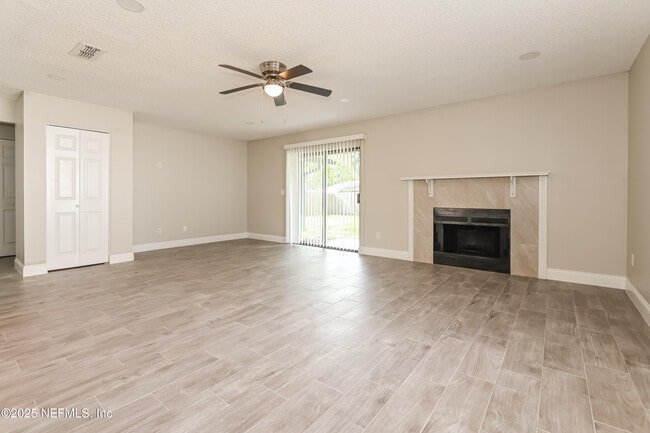 7215 Mimosa Grove Pl in Jacksonville, FL - Building Photo - Building Photo