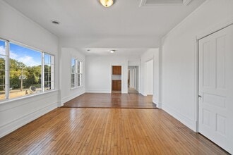 106 N Main St in Walworth, WI - Building Photo - Building Photo