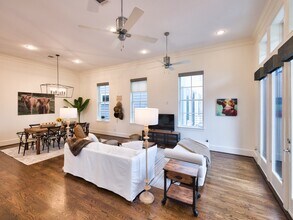 1203 E 28th St in Houston, TX - Building Photo - Building Photo