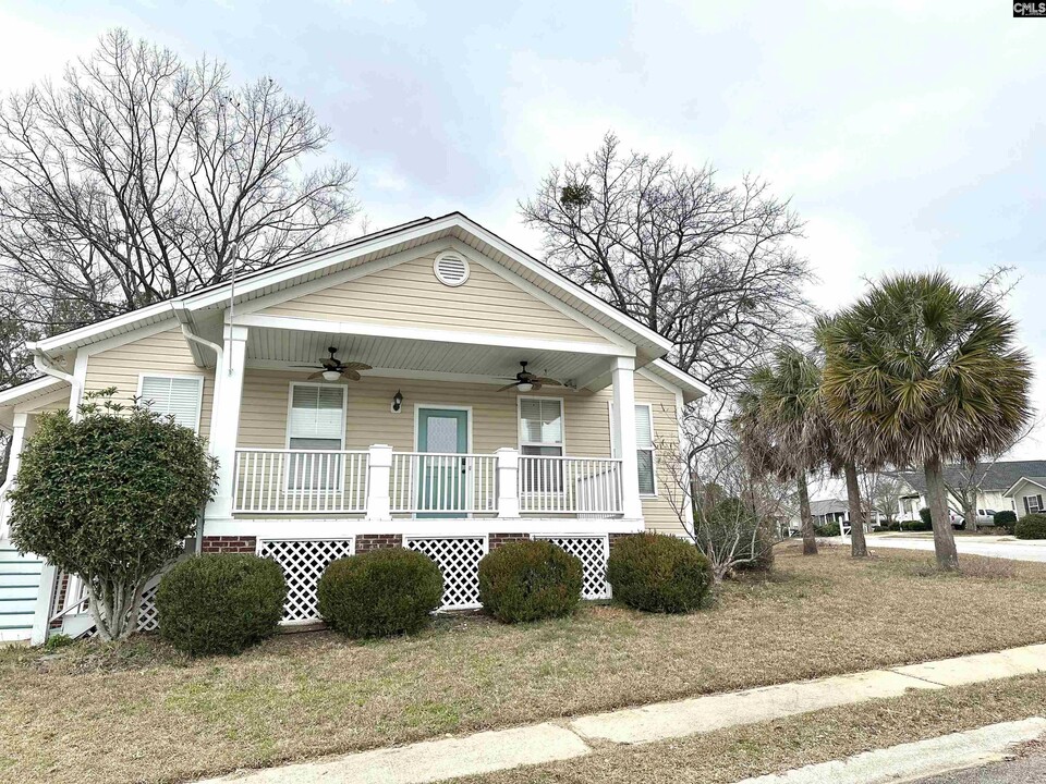 100 Waxberry Cir in Columbia, SC - Building Photo