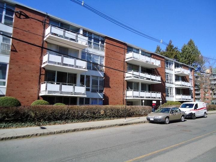 50 Park St, Unit 45 in Brookline, MA - Building Photo