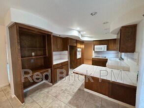 3355 San Fernando Ct in Merced, CA - Building Photo - Building Photo