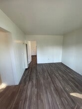 4639 1/2-4637-4632 Larkspur St in San Diego, CA - Building Photo - Building Photo