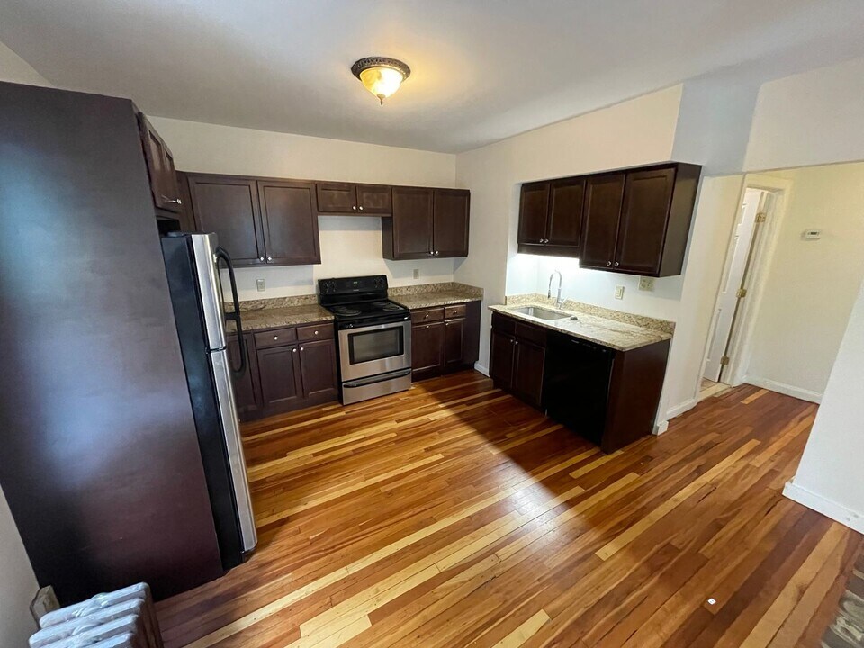1516 Union St in Schenectady, NY - Building Photo