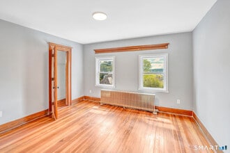 114 Buckingham St in Waterbury, CT - Building Photo - Building Photo