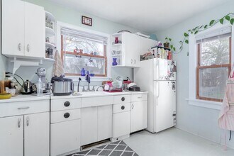 2446 E Johnson St-Unit -1 in Madison, WI - Building Photo - Building Photo