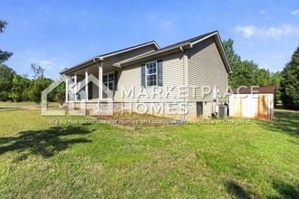 11820 Scottsville Rd in Alvaton, KY - Building Photo - Building Photo