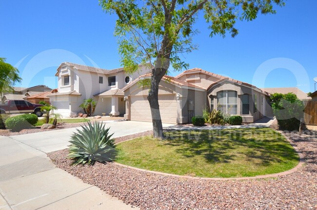 2230 E Pinto Dr in Gilbert, AZ - Building Photo - Building Photo