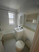 11 Lakeville Rd, Unit 16 in Boston, MA - Building Photo - Building Photo