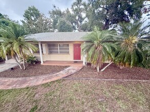3201 54th St N in St. Petersburg, FL - Building Photo - Building Photo