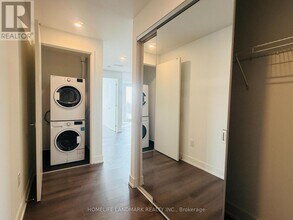 36 Olive Ave in Toronto, ON - Building Photo - Building Photo