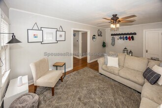 5829 Indianola Ave in Indianapolis, IN - Building Photo - Building Photo
