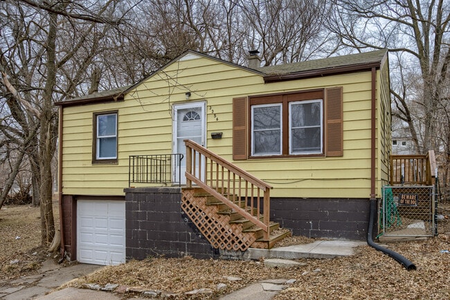 3356 N 41st St in Omaha, NE - Building Photo - Building Photo